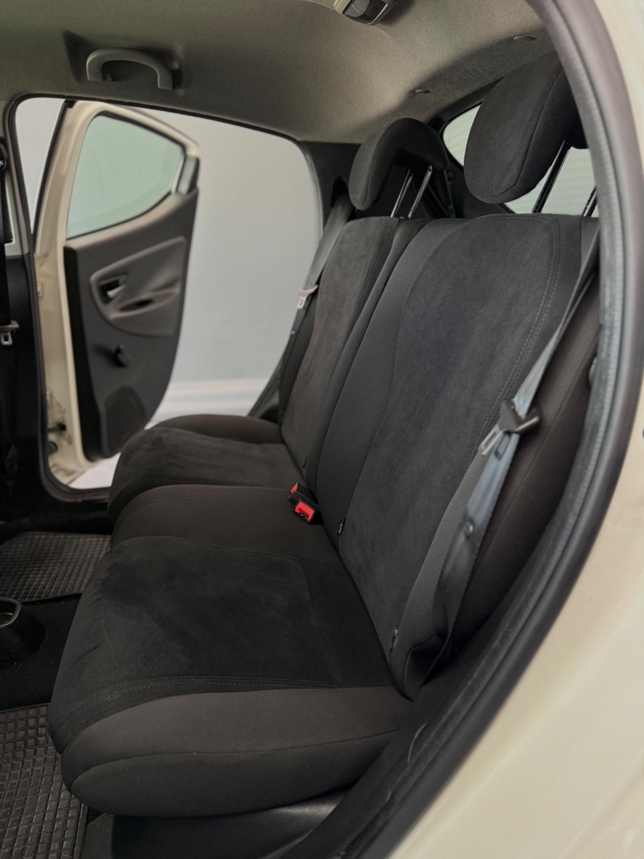 Lancia Ypsilon 1.2 GPL Ecochic Platinum 11/2015