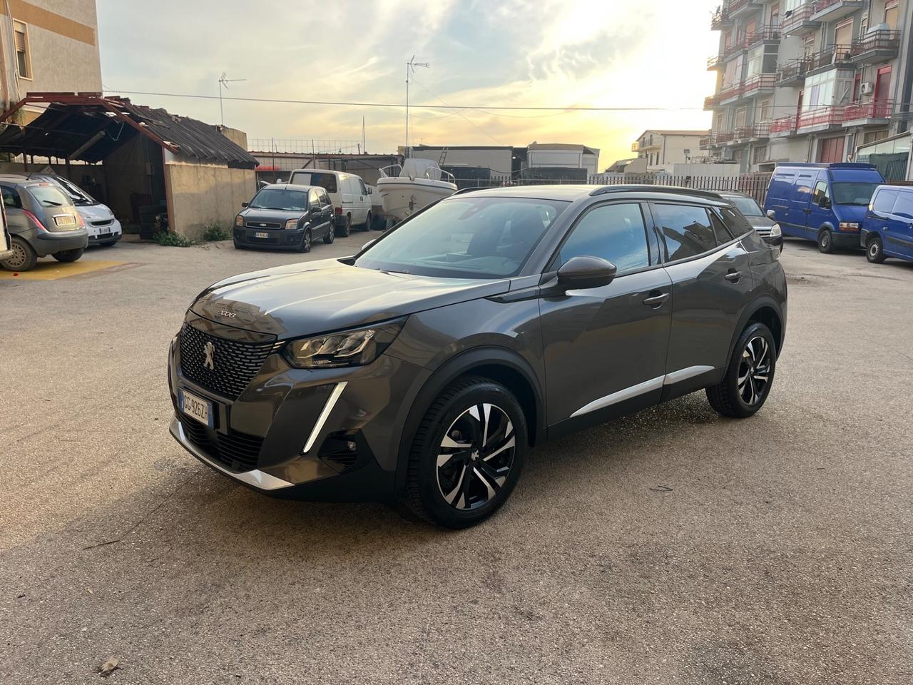 Peugeot 2008 BlueHDi 110 S&S Allure Pack