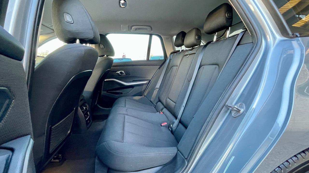 BMW 318D TOURING 2.0 BUSINESS ADVANTAGE 150CV - VIRTUAL COCKPIT, FULL LED, PORTELLONE ELETTRICO