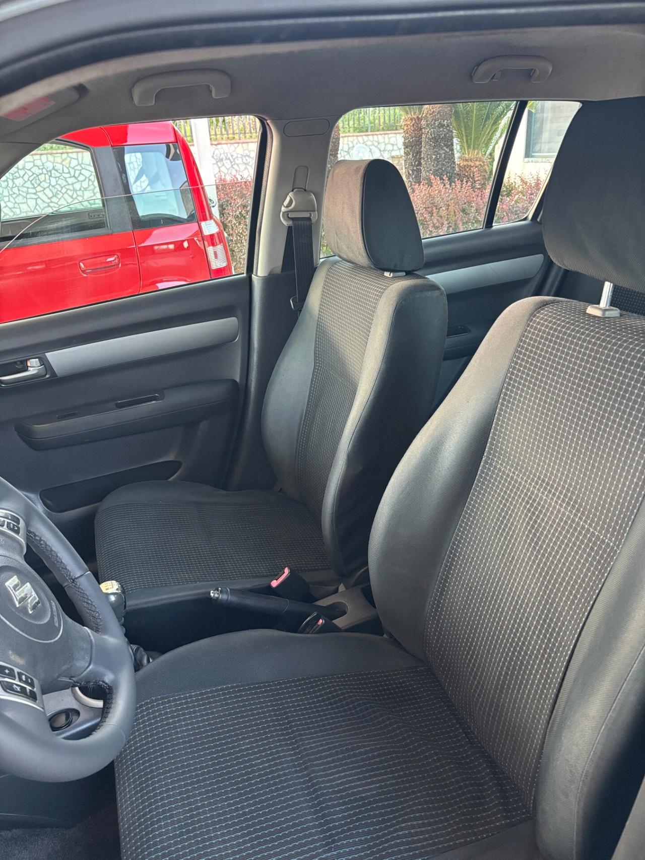 Suzuki Swift 1.3 DDiS 5p. GLX-2005