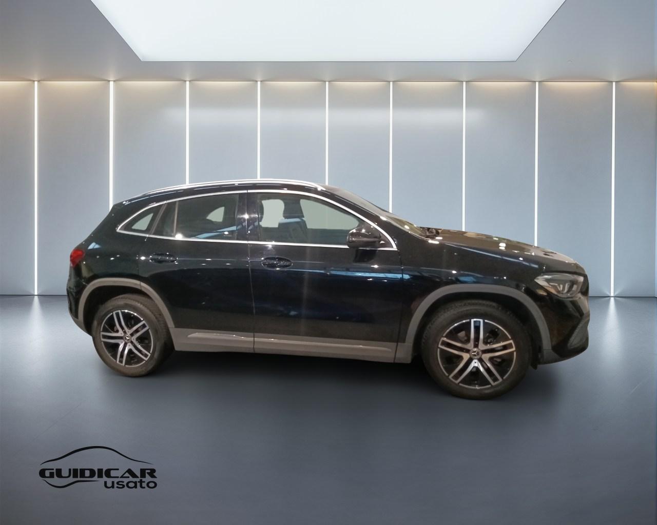 Mercedes-Benz GLA-H247 2020 - GLA 180 d Sport Plus auto