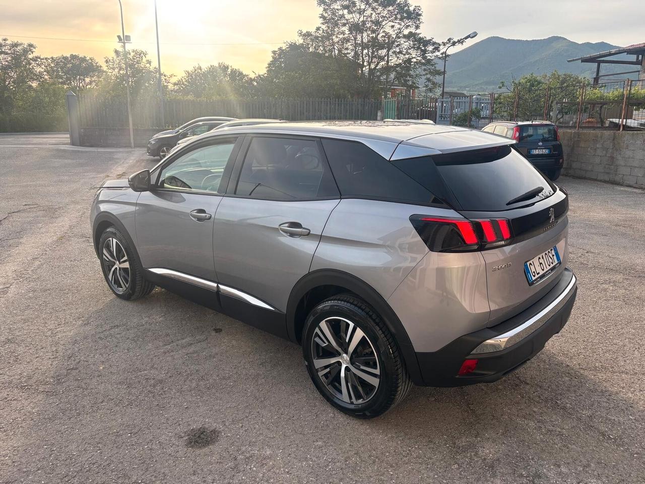 Peugeot 3008 BlueHDi 130 S&S EAT8 Allure Pack 10/2022