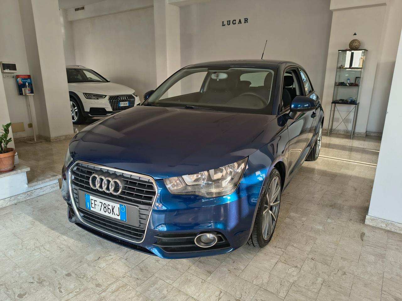 AUDI A1 1.6 TDI AMBITION "TENUTA BENISSIMO"