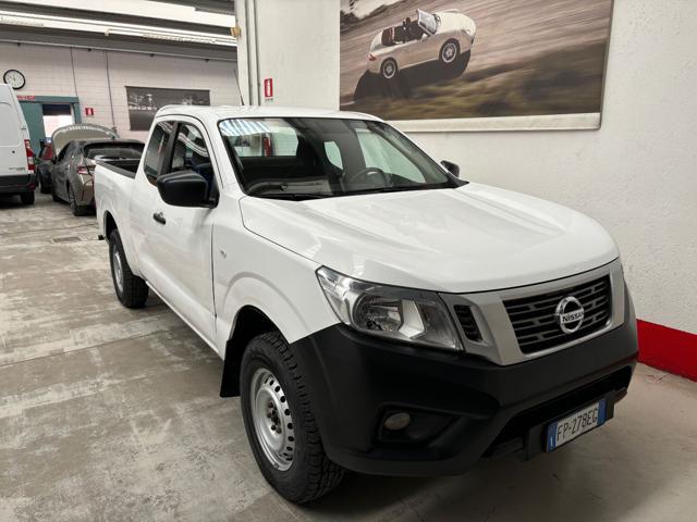 NISSAN Navara 2.3 dCi 4WD King Cab Visia