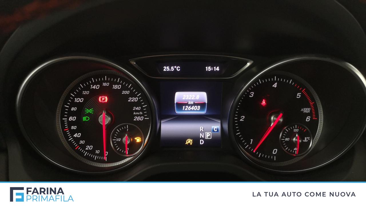 Mercedes-Benz GLA - X156 - GLA 220 d Premium 4matic auto