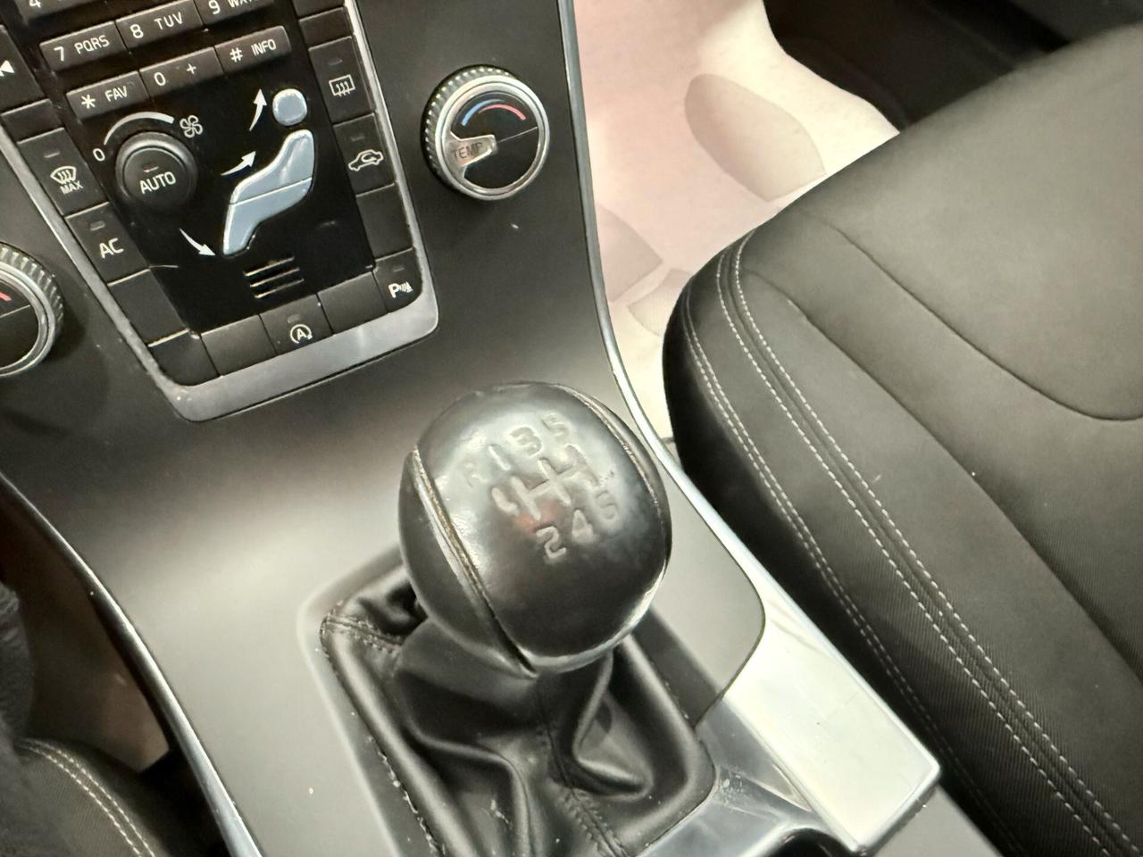 Volvo V60 D2 1.6 Kinetic 115cv