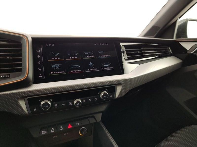 Audi A1 Sportback 40 TFSI S tronic Identity Black