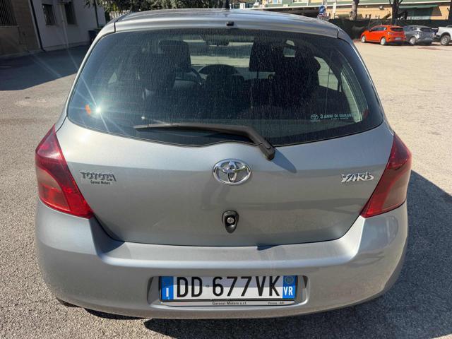 TOYOTA Yaris 108,985km 1.3 5p Sol senza nessun lavoro da fare