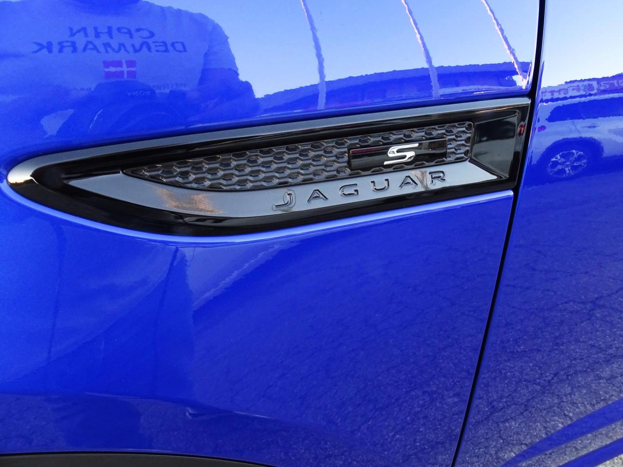 Jaguar E-Pace 2.0 AWD aut. R-Dynamic S