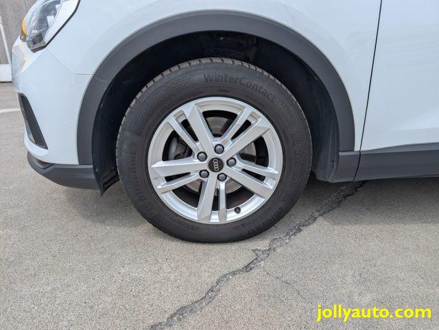 AUDI Q3 35 TDI S tronic Business