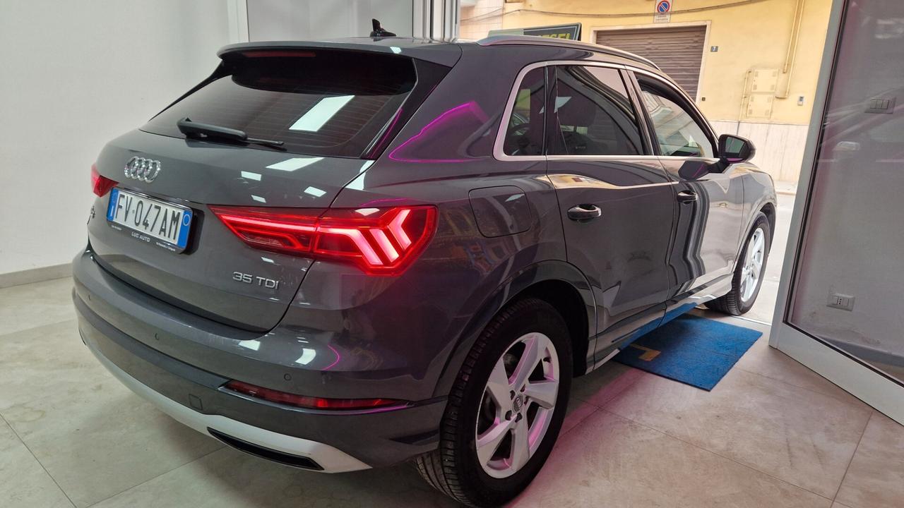 Audi Q3 2.0 TDI 150 CV S tronic Sport