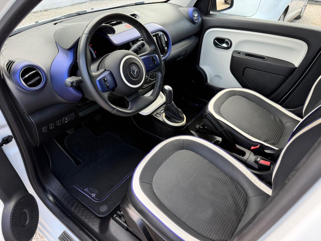 Renault Twingo SCe Stop&Start La Parisienne