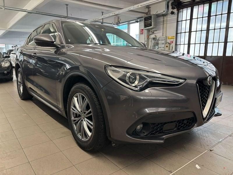 Alfa Romeo Stelvio 2.2 Turbodiesel 160 CV AT8 RWD Super AUTOCARRO