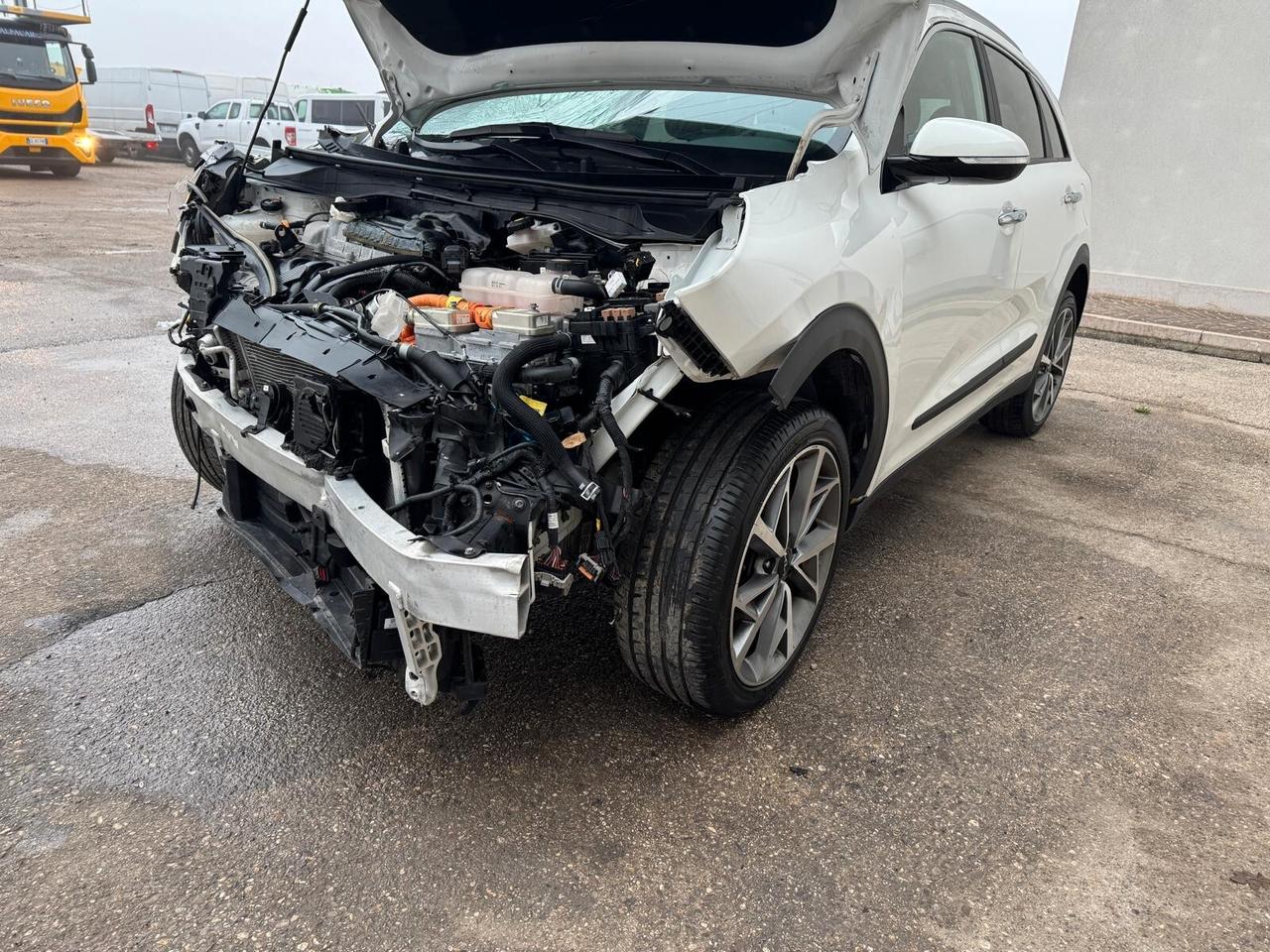 Kia Niro 1.6 gdi hev Style dct INCIDENTATA