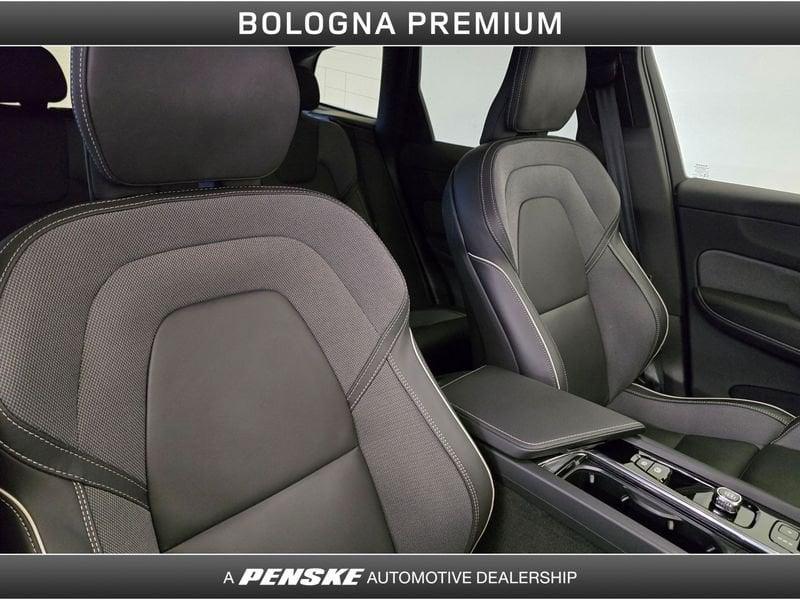 Volvo XC60 XC60 B5 AWD automatico Plus Dark