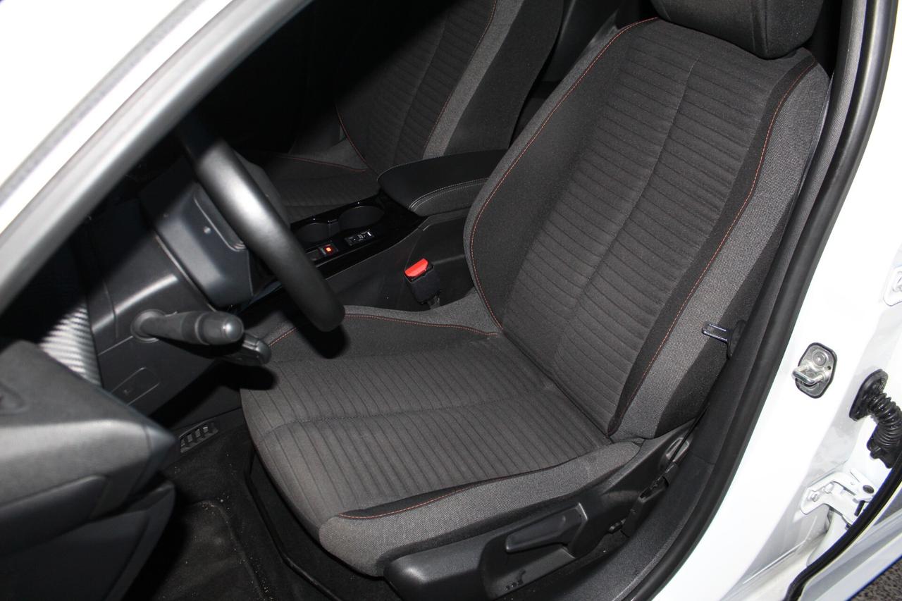 Peugeot 208 motore elettrico 136 CV 5 porte Active Pack