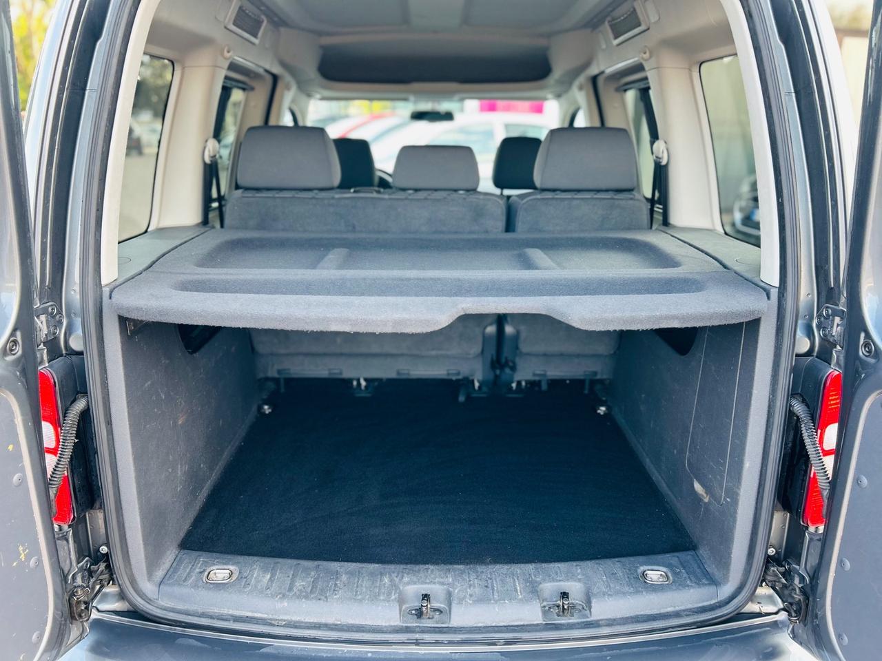 Volkswagen Caddy 2.0 TDI 140 CV 5p.