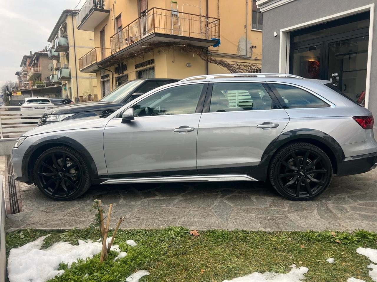 AUDI A4 ALLROAD 40 TDI 204cv S-TRONIC IDENTITY