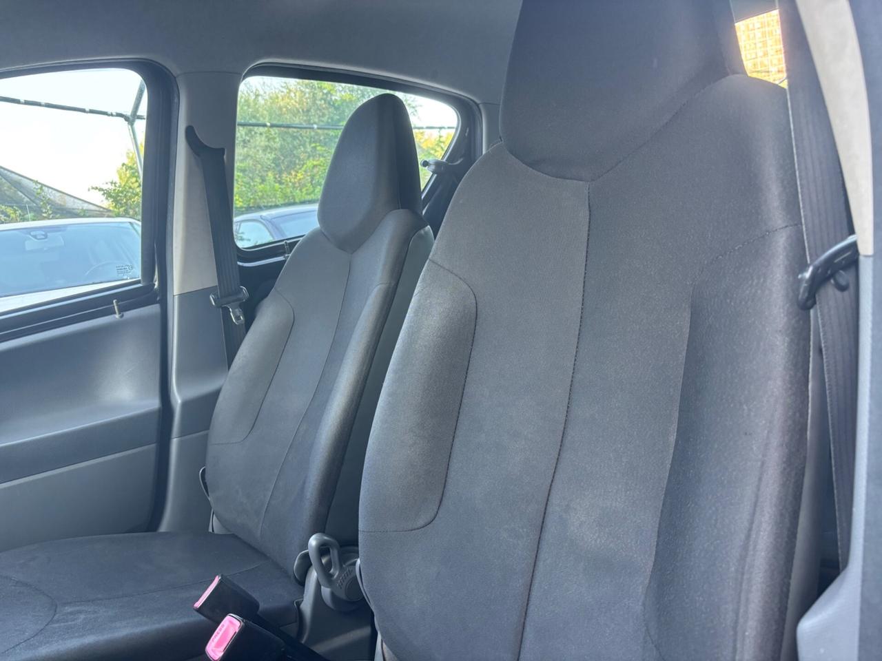 Toyota Aygo 1.0 5 porte Sol OK NEOPATENTATI