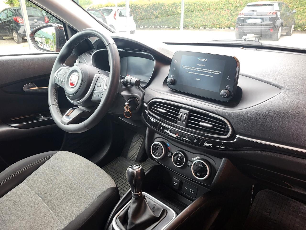 Fiat Tipo 1.0 5 porte Cross FULL OPTIONAL