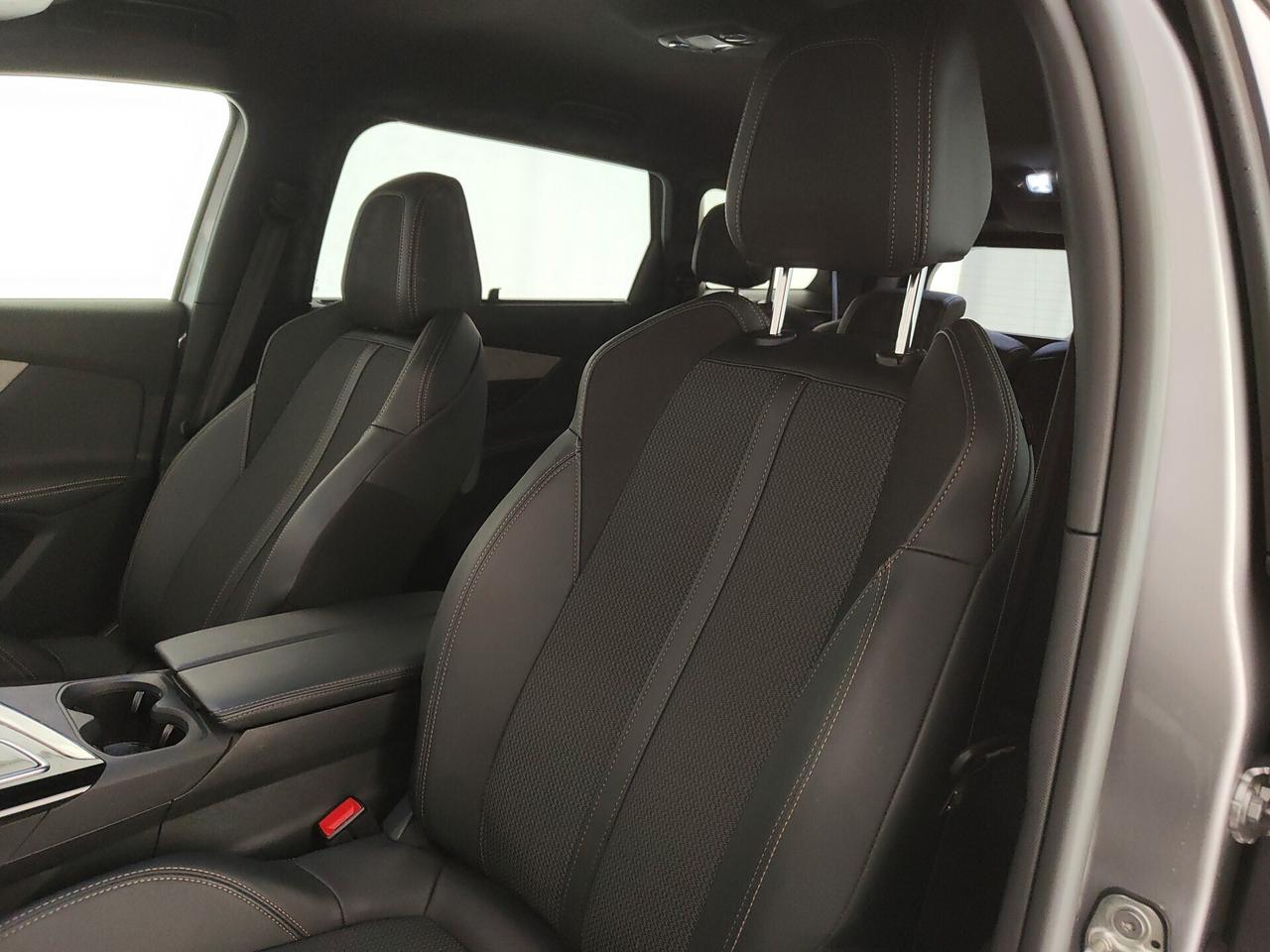 Peugeot 5008 BlueHDi 130 S&S EAT8 Allure Pack