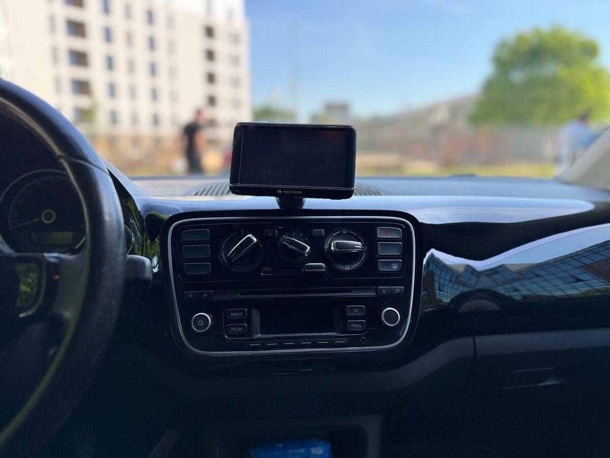 Volkswagen up! 1.0 Move up! 75cv 5p asg