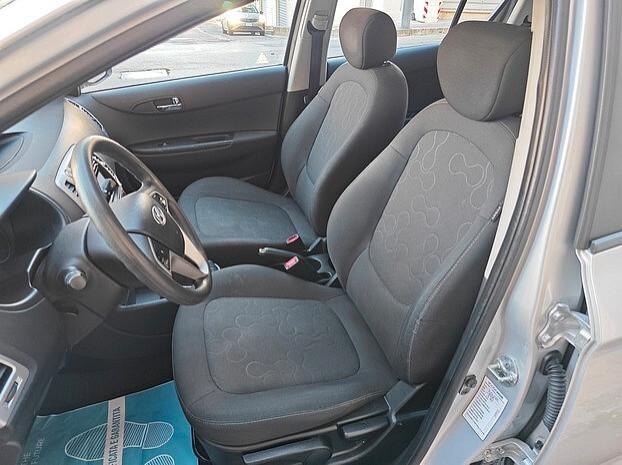 HYUNDAI i20 1.2 Benzina 5 porte - 2012