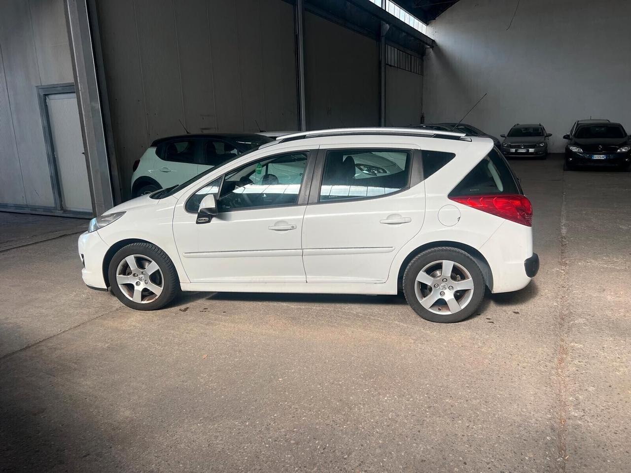 Peugeot 207 1.6 8V HDi 93CV 5p. Active -2011