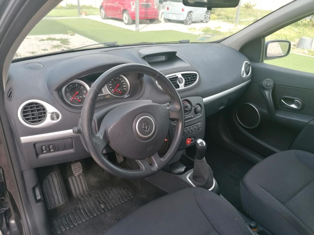 Renault Clio 1.2 16V 3 porte Confort