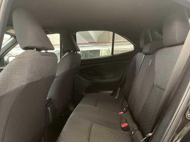 Toyota Yaris Cross 1.5 Hybrid 5p. E-CVT AWD-i Trend