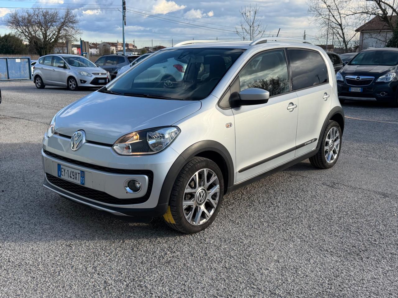 Volkswagen up! 1.0 75 CV 5p. high