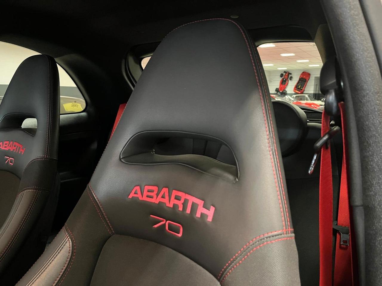 Abarth 595 1.4 Turbo T-Jet 180 CV Esseesse