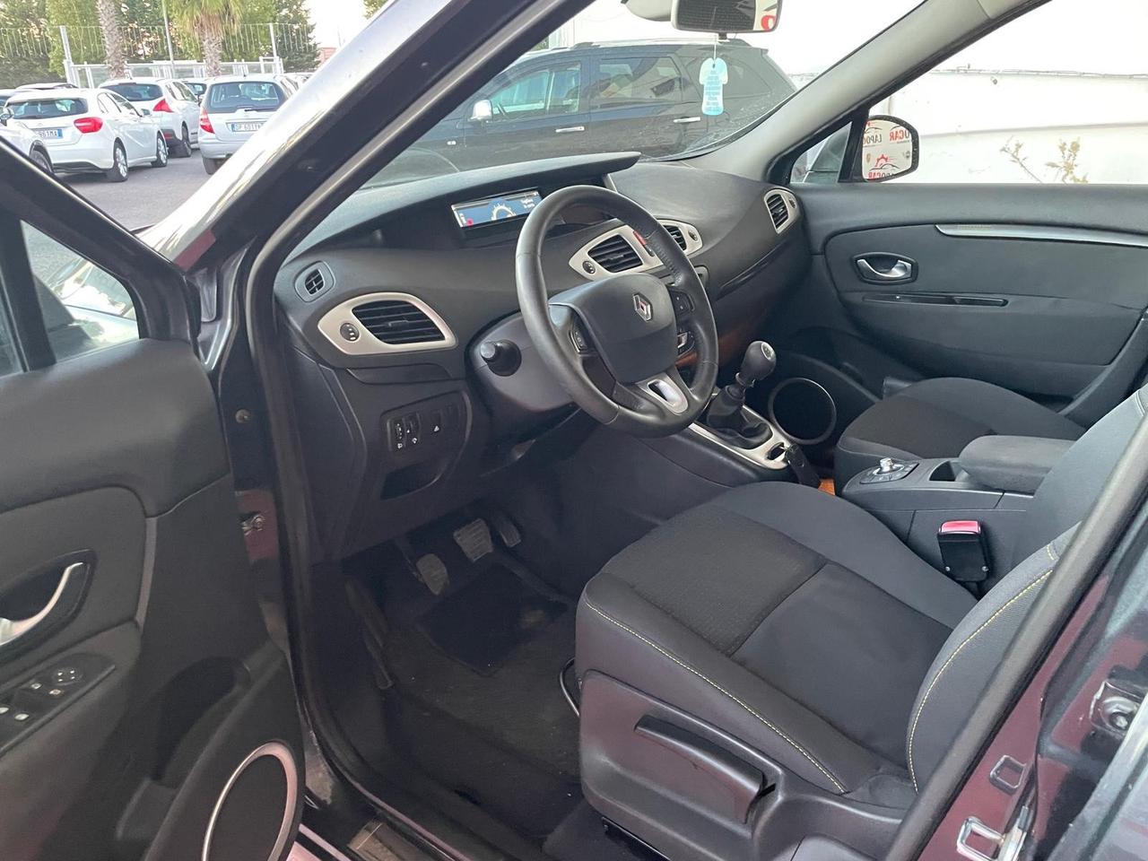 Renault Scenic Scénic X-Mod 1.5 dCi 110CV Luxe