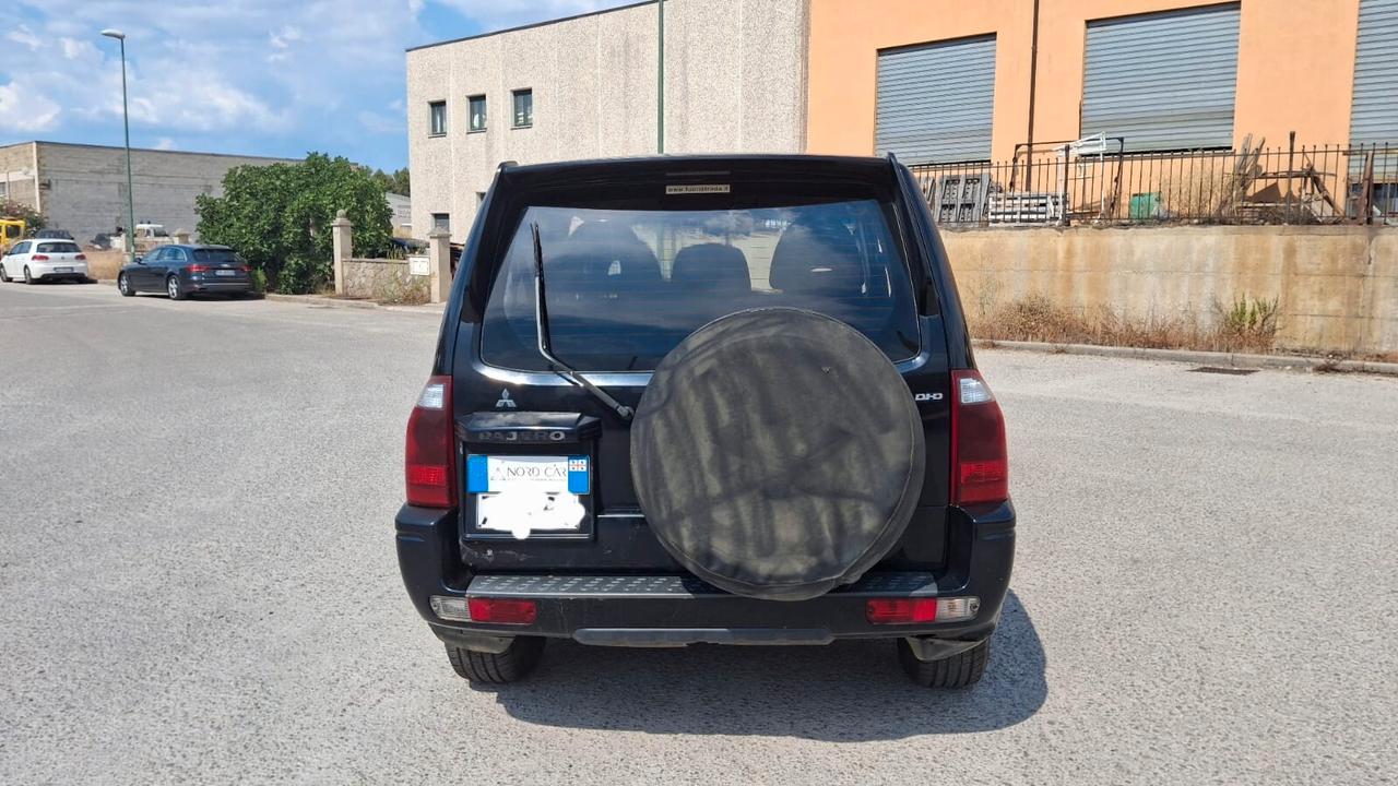 Mitsubishi Pajero 3.2 DI-D 16V 3p. Intense DPF
