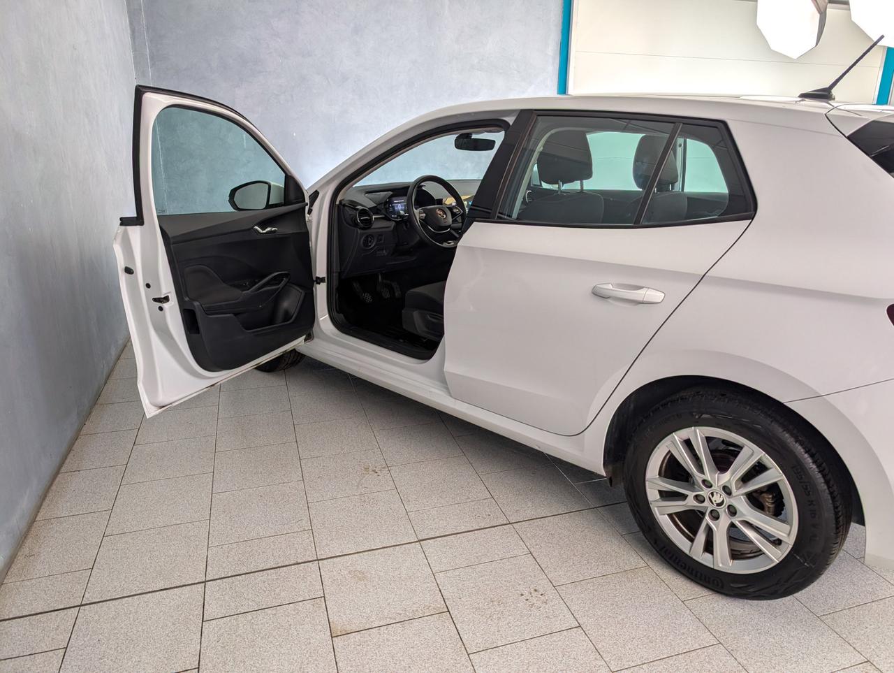 Skoda 1.0 mpi 80cv Selection