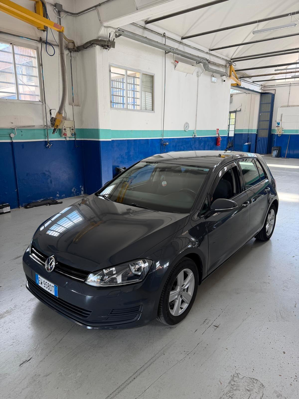Volkswagen Golf 1.6 TDI 5p. Highline BlueMotion Technology