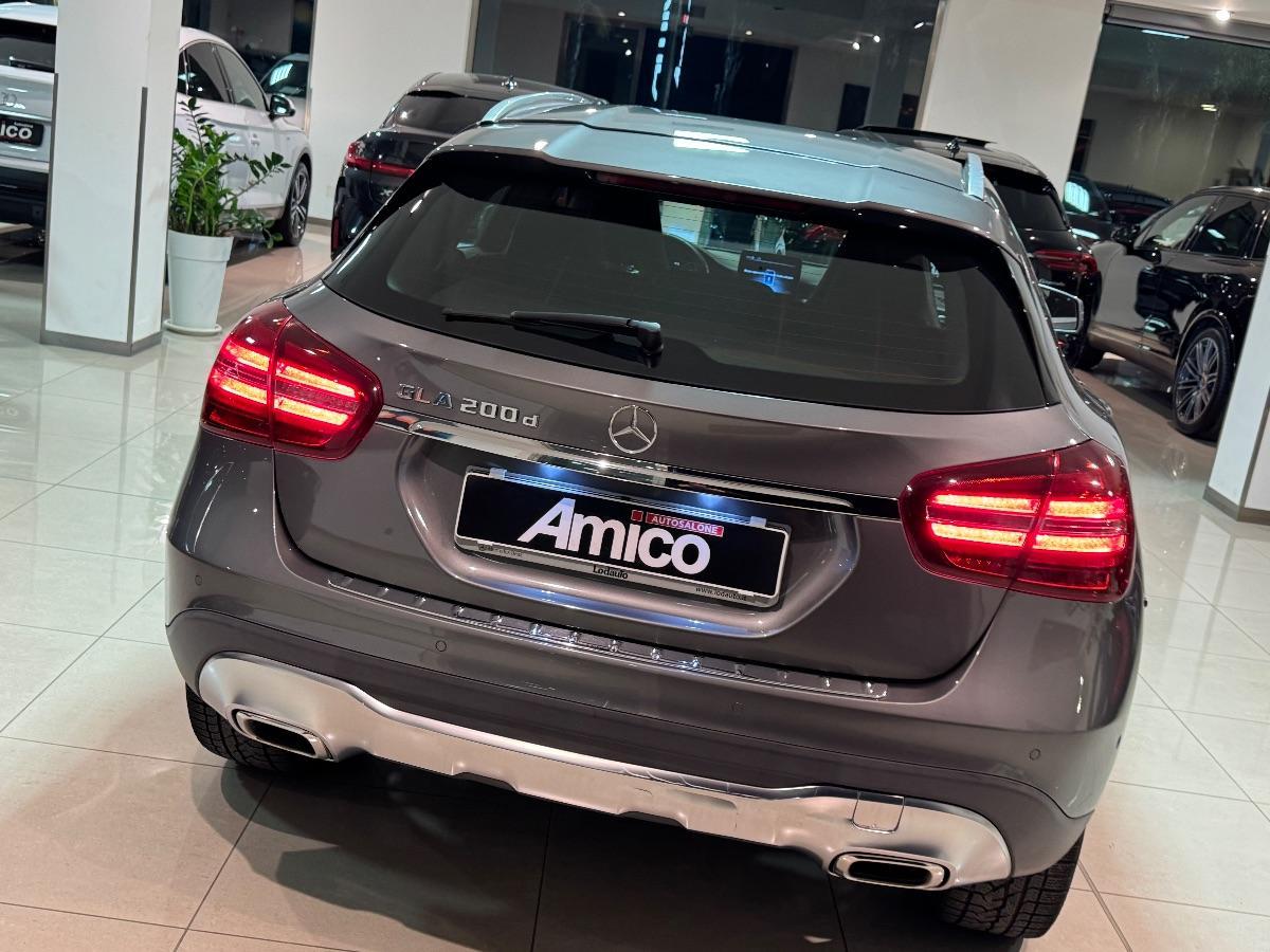 MERCEDES Classe GLA 200 d Automatic Sport Solo 88.000km
