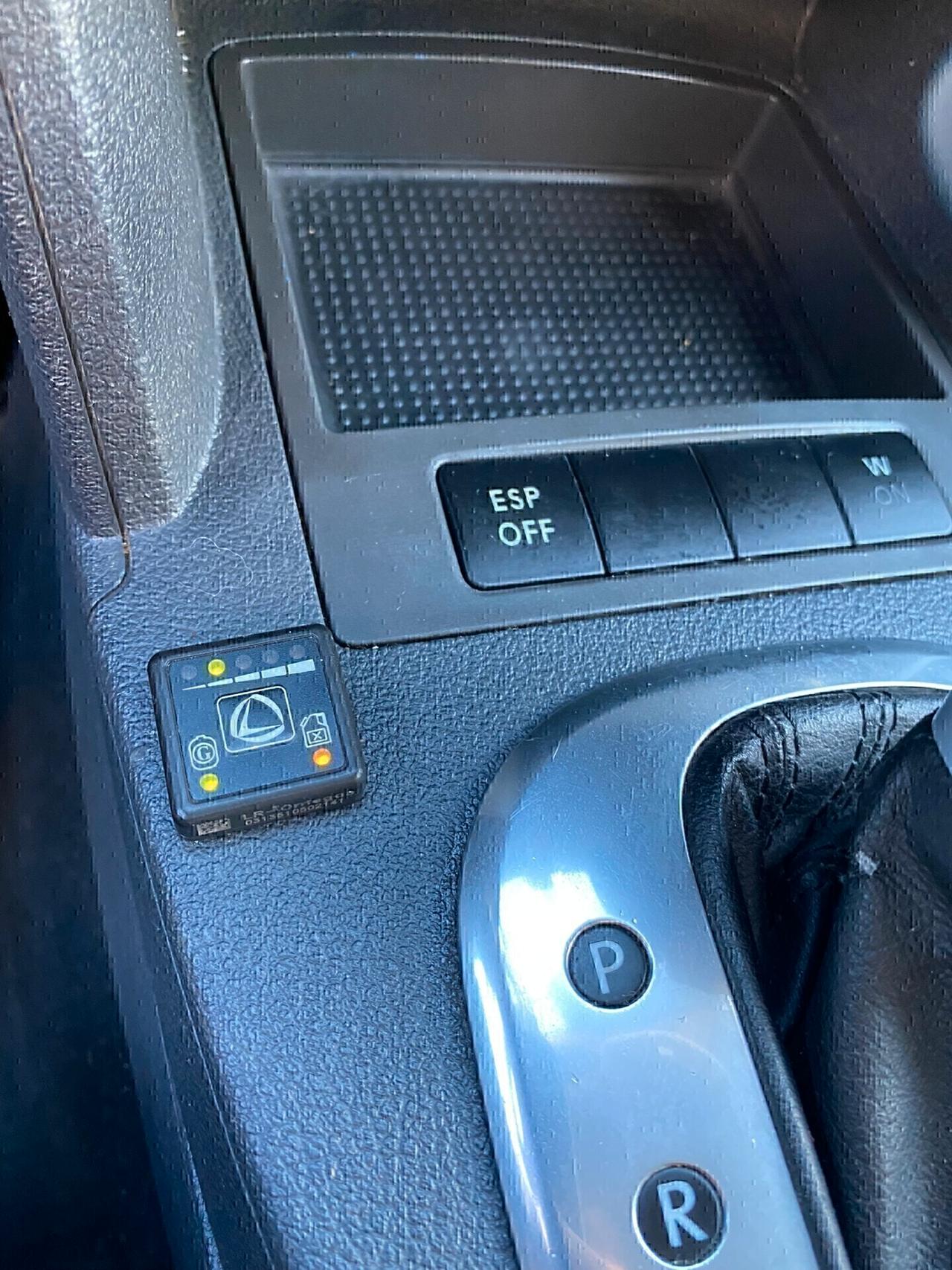 Volkswagen Touran 1.6 5 POSTI Bifuel GPL AUTOMATICO 170CV