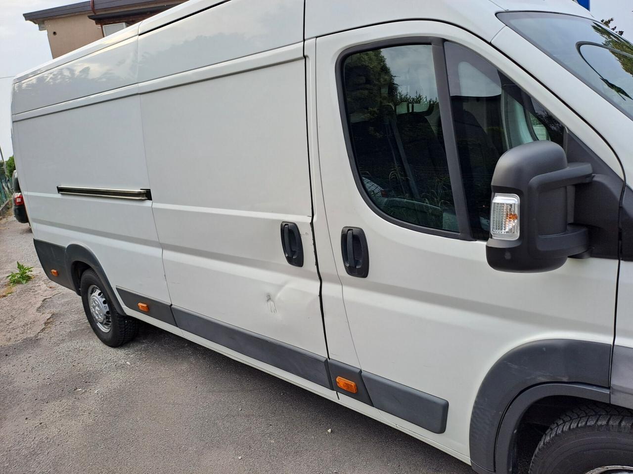 Peugeot Boxer 335 2.0 BlueHDi 130CV PC-TN Furgone