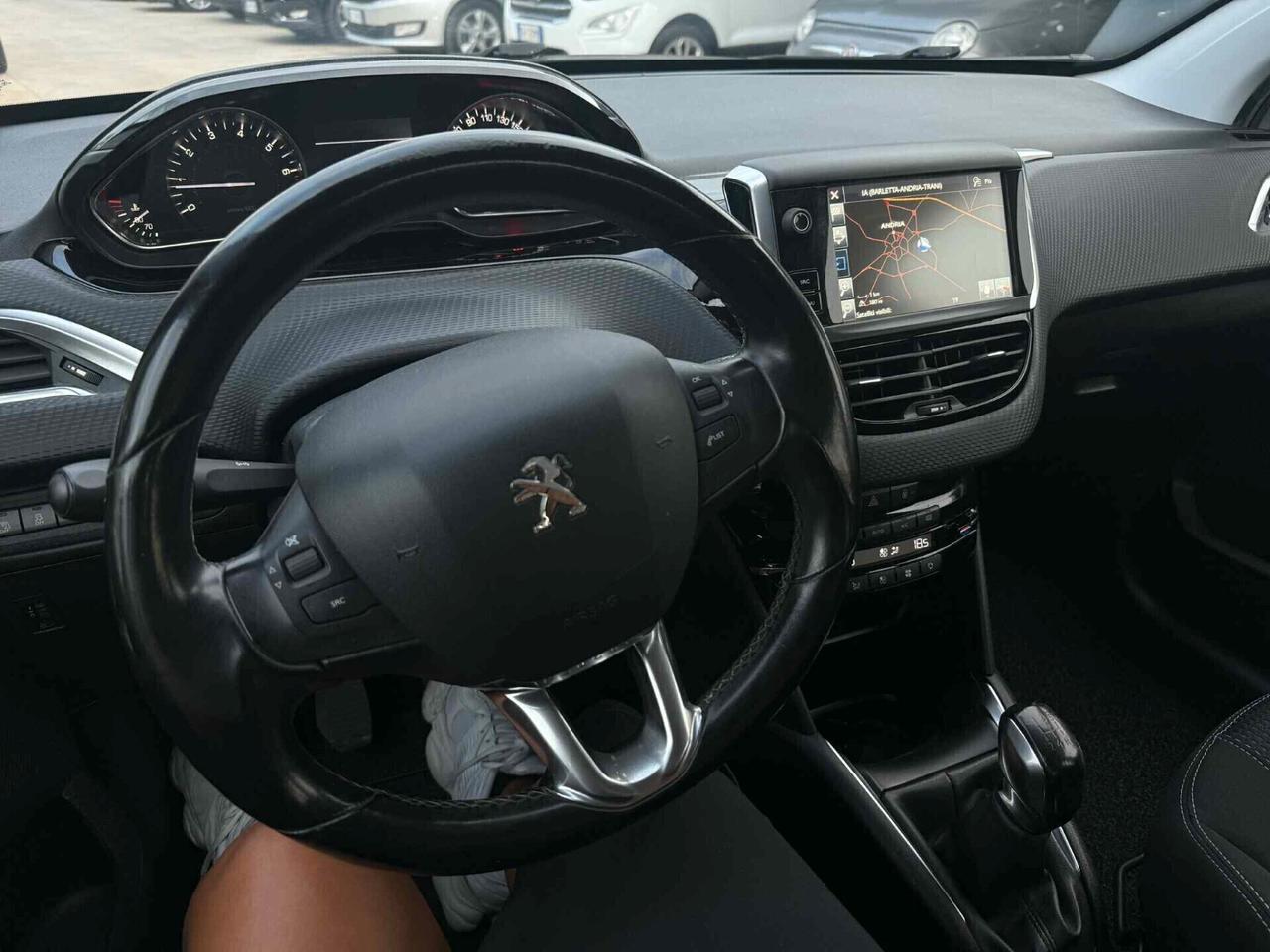 Peugeot 208 PureTech Allure 1.2 BENZINA 2015