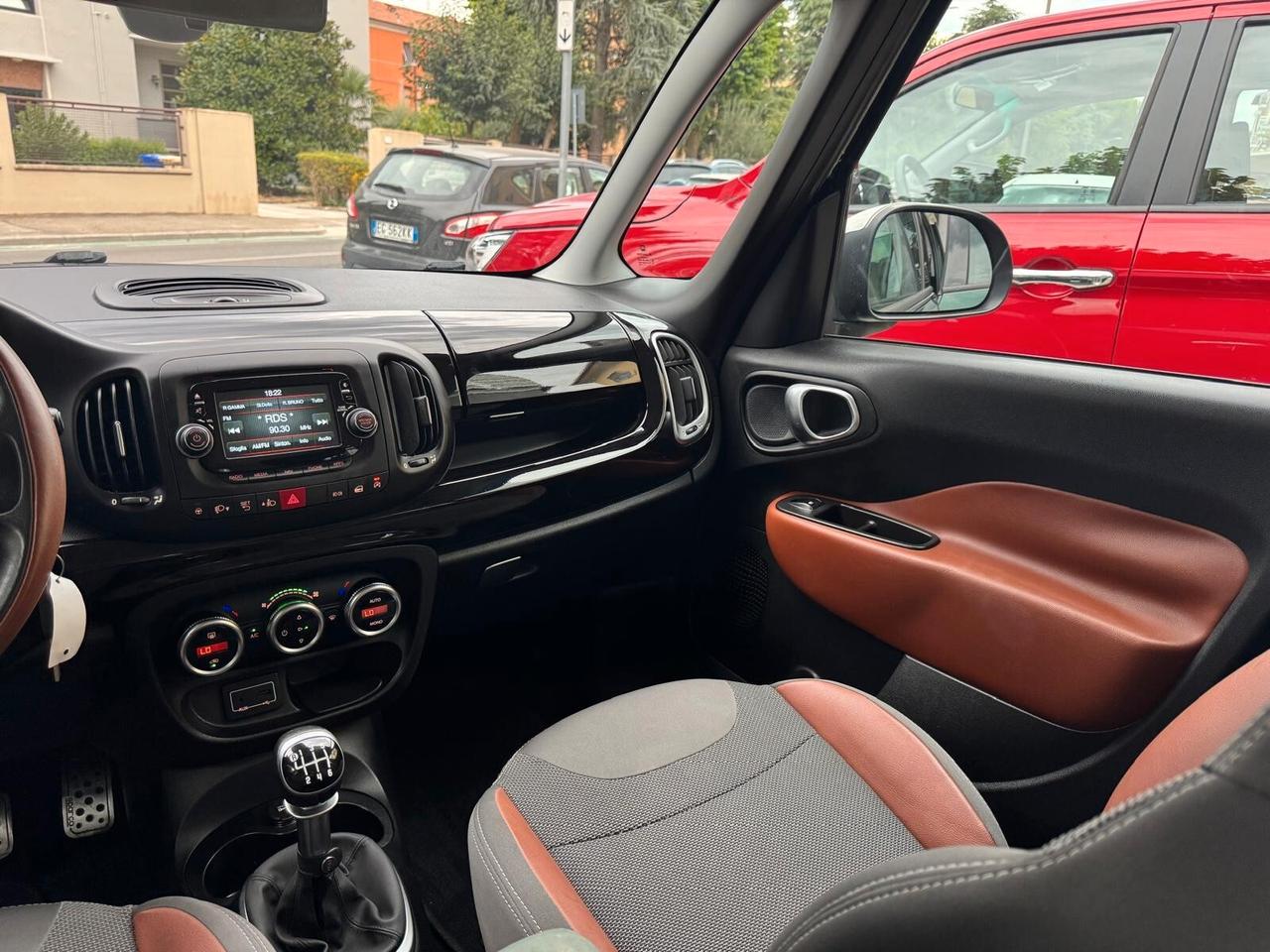 FIAT 500L 1.6 Multijet 120cv TREKKING NEOPATENTATI