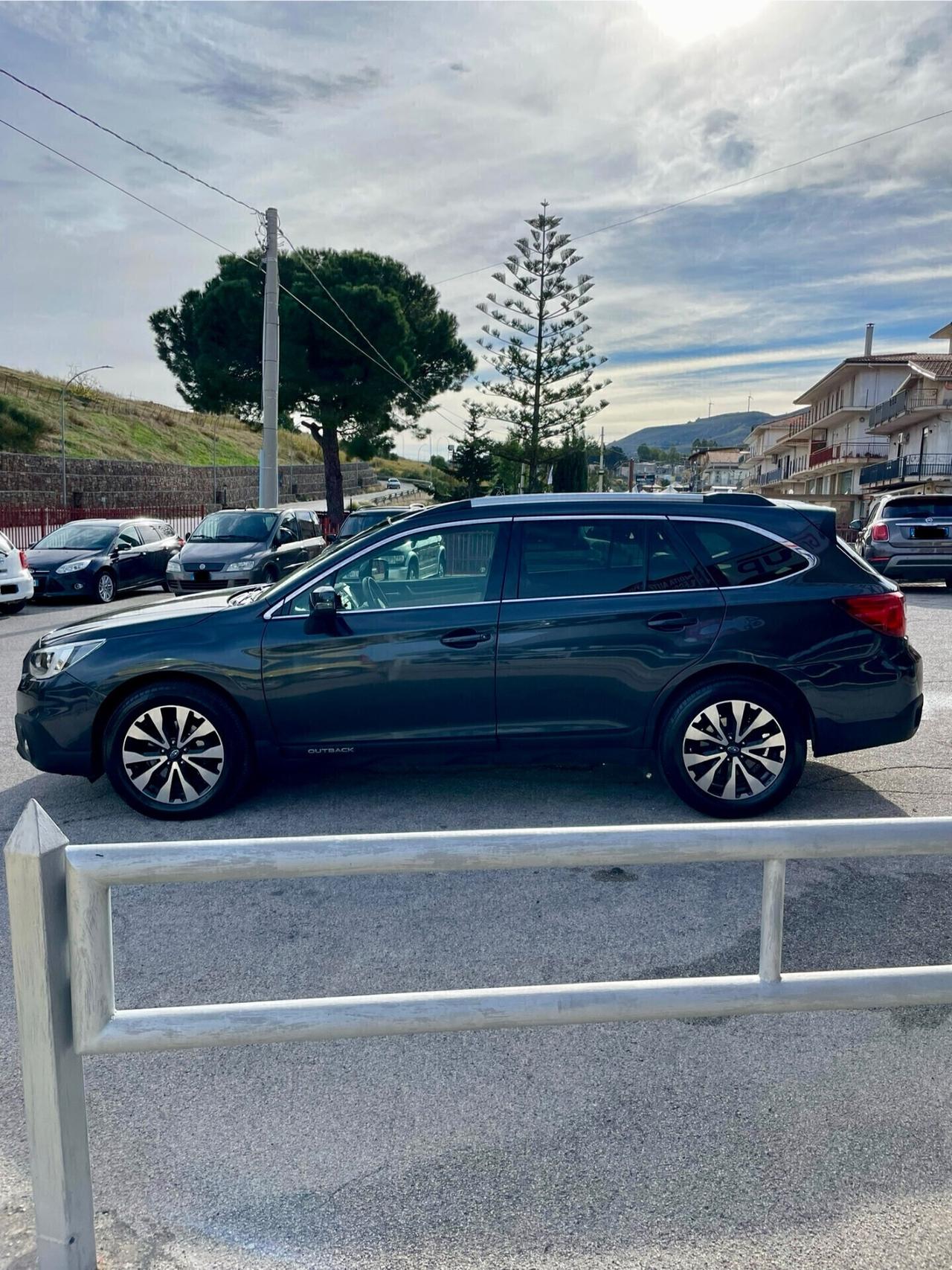 Subaru OUTBACK 2.0d Lineartronic Free