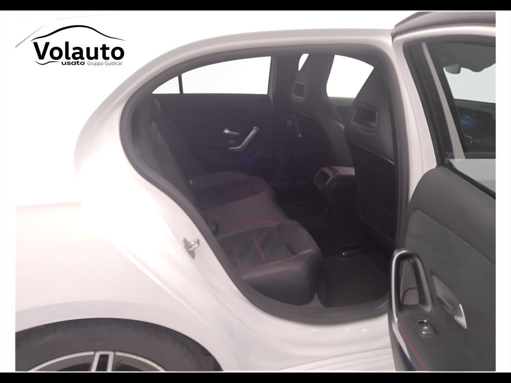 Mercedes-Benz Classe A - W177 2018 - A 180 d Premium auto