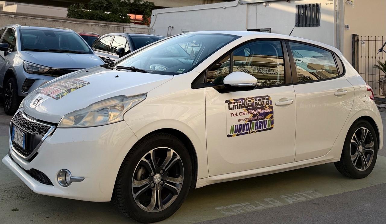 Peugeot 208 1.2 Gpl Allure 82 Cv