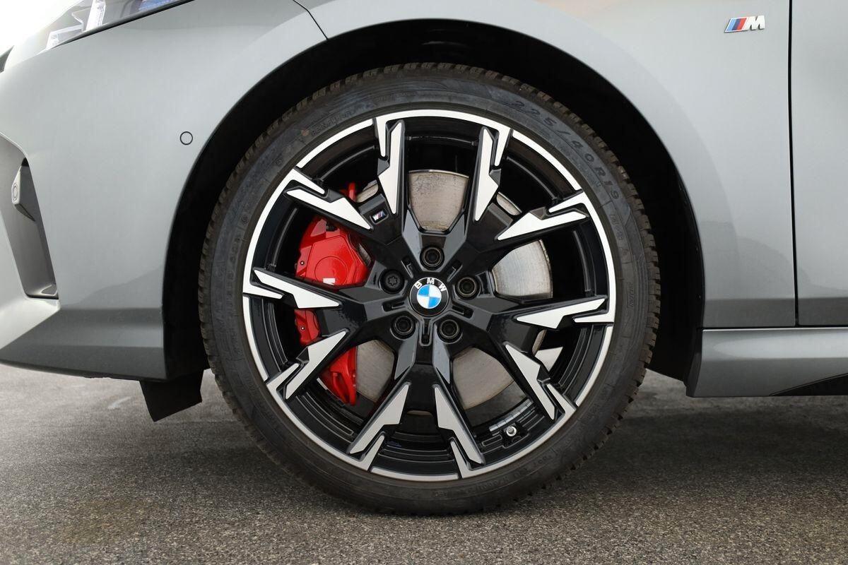 Bmw 118 BMW 118 d M SPORT MATRIX PANO KAMERA "19" CURVED