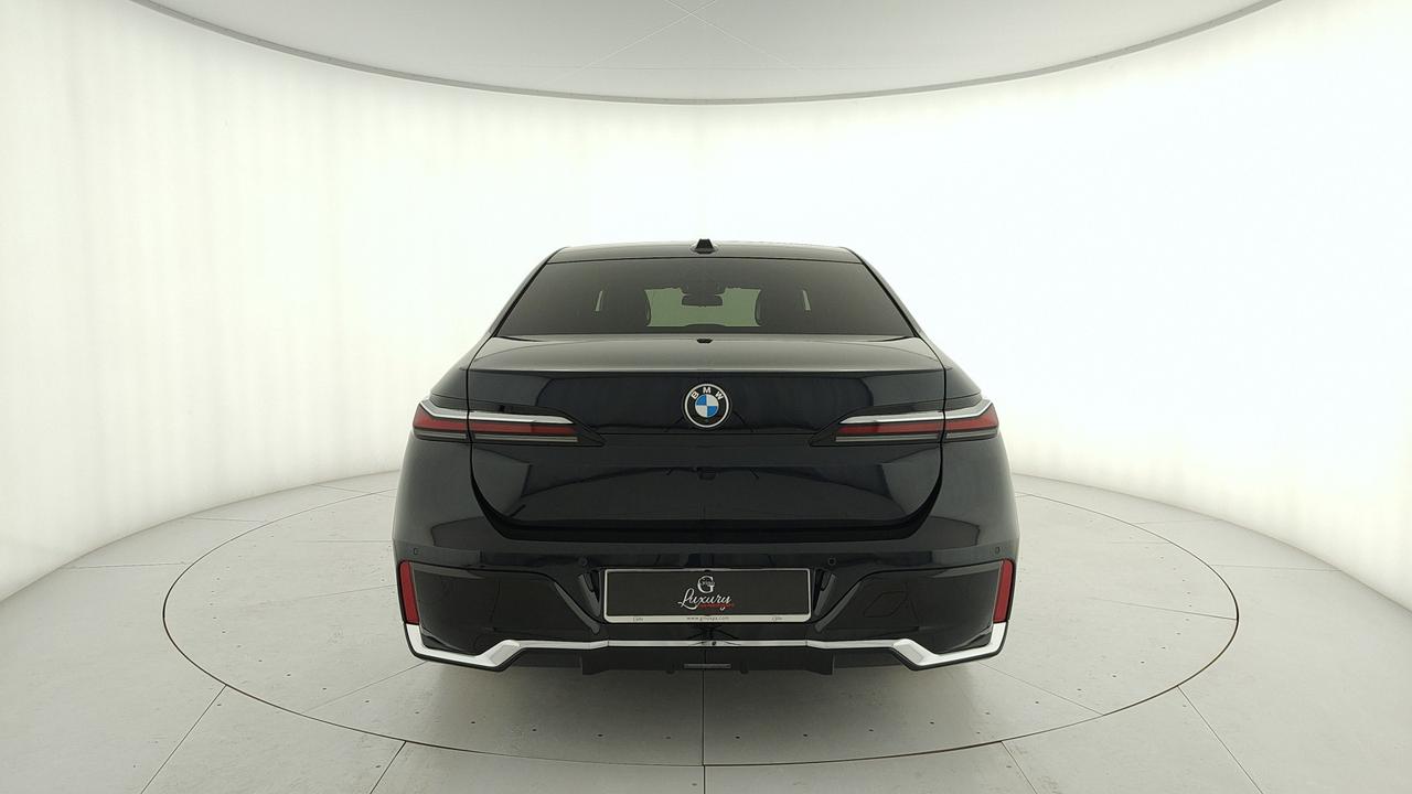 BMW Serie 7 G70 - 740d mhev xdrive MSport Pro auto