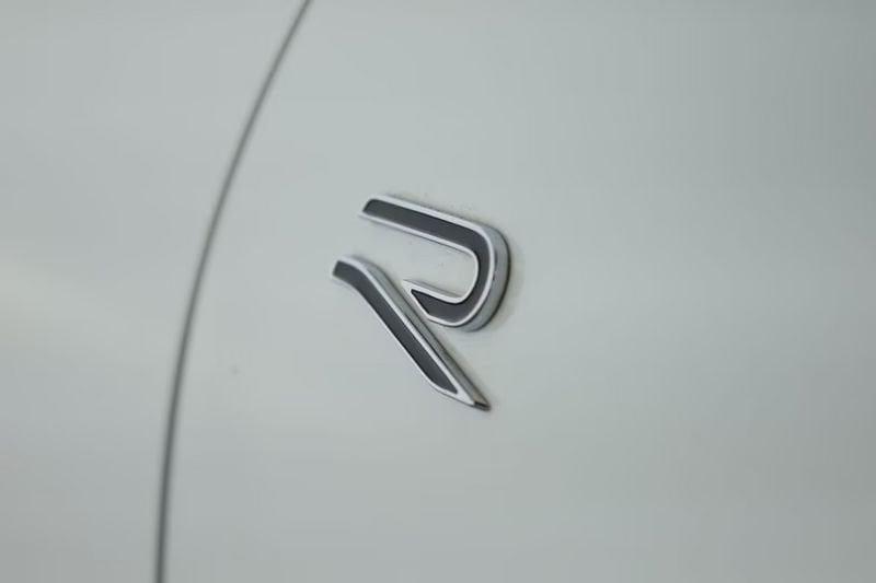 Volkswagen Tiguan 2.0 TDI 142KW SCR R-Line DSG 4MOTION MATRIX TETTO CAMERA KEYLESS