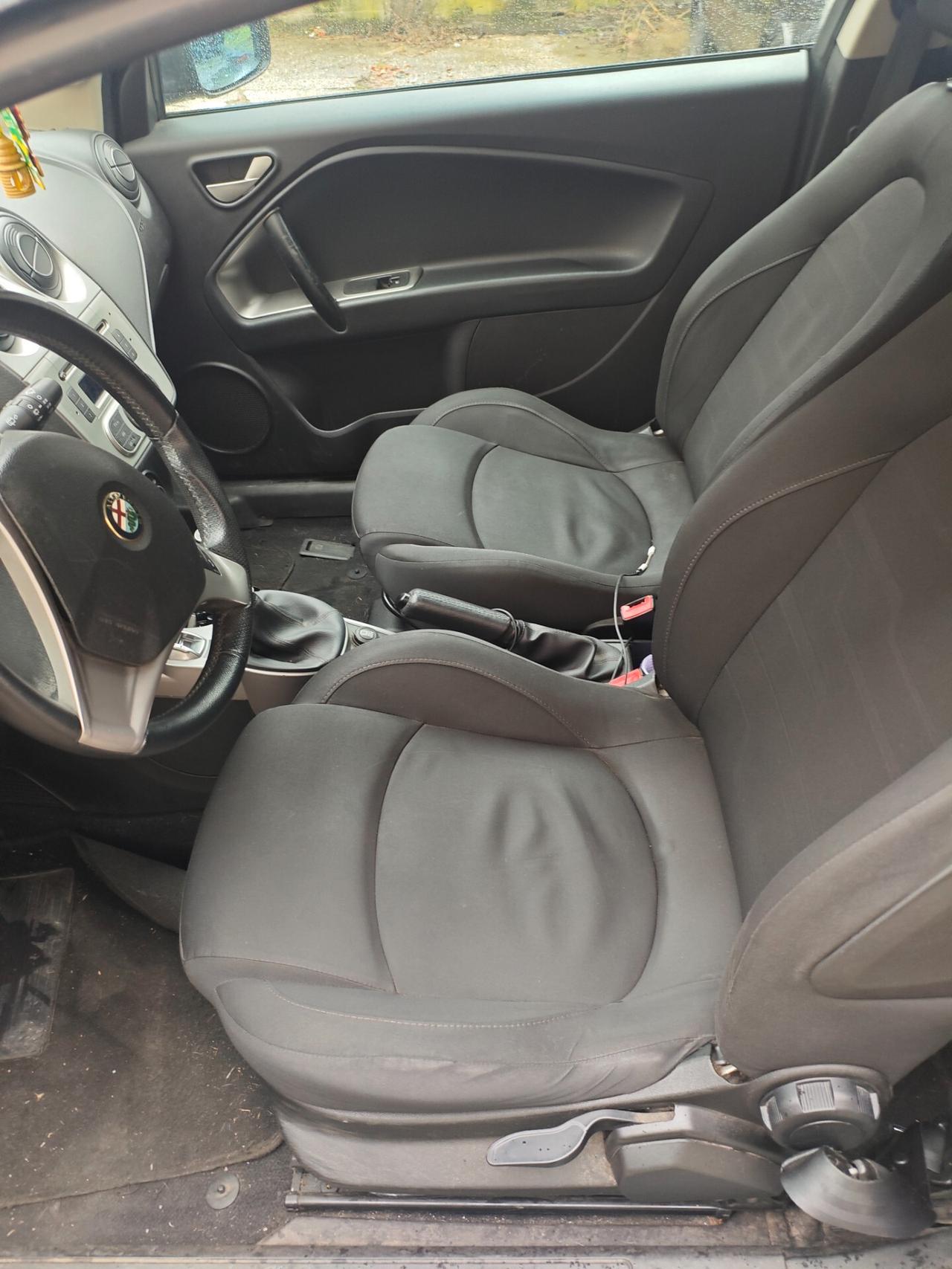 Alfa Romeo MiTo 1.4 105 CV M.air S&S Distinctive Sport Pack