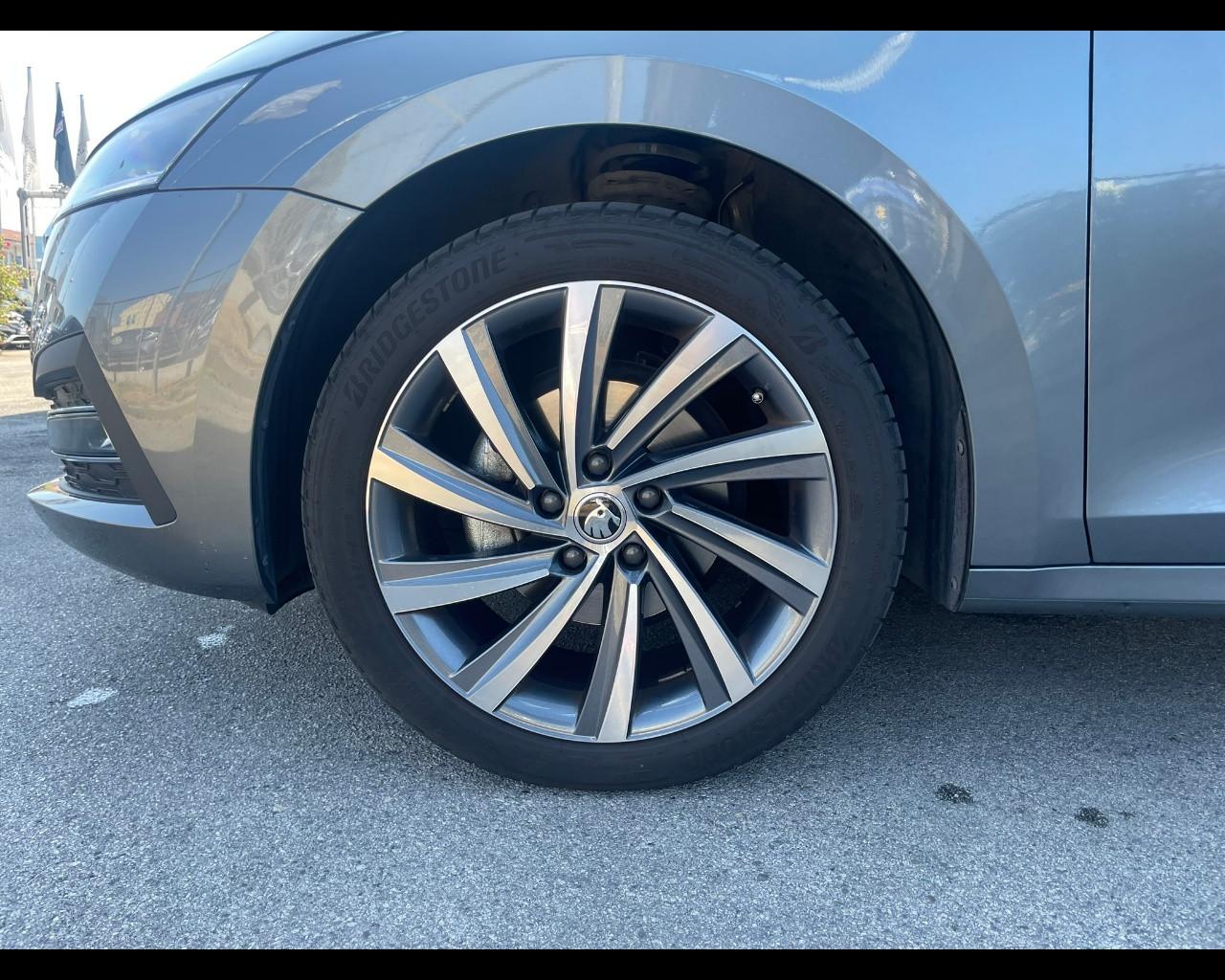 SKODA Octavia 4ª serie - Octavia 2.0 TDI EVO SCR 150 CV DSG Wagon Sportline