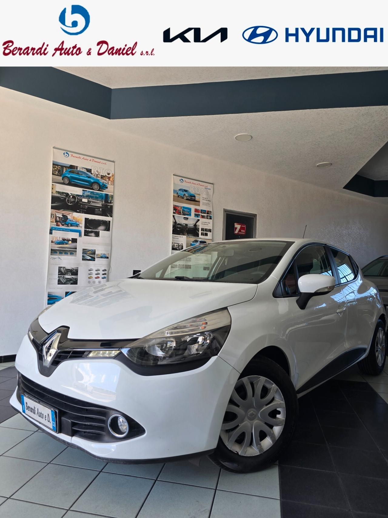 Renault Clio dCi 8V 75 CV Start&Stop 5 porte Energy Duel